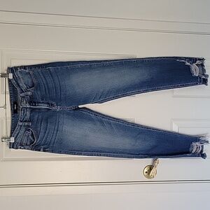 High-rise cropped jeans